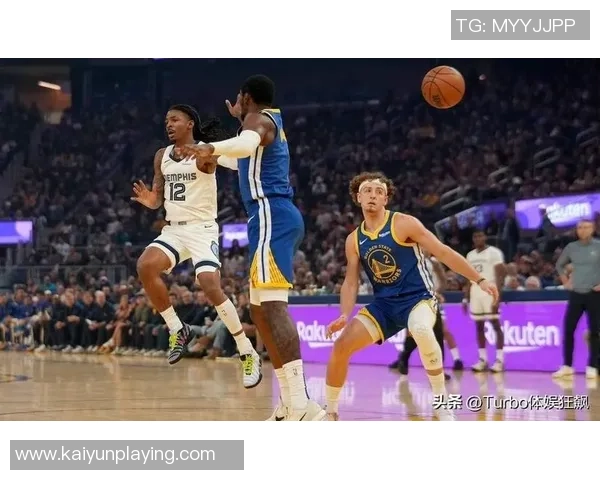 勇士替补发威全队五人得分上双首发火力明显不足